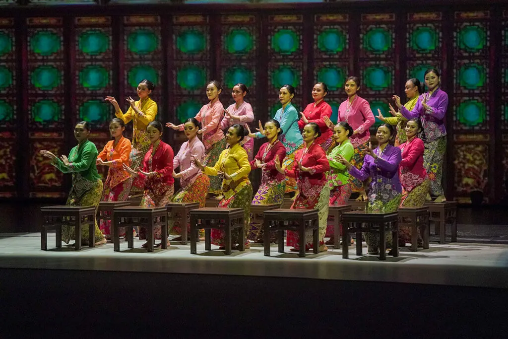 ‘Only the director is from China, the cast is 100pc Malaysians’: Encore Melaka founder defends theatre as it courts Chinese tourists 37 Malaymail-Encore Melaka